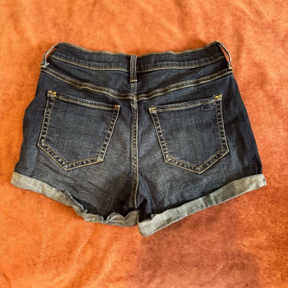 Hollister High Rise Short - Picture 2 of 3